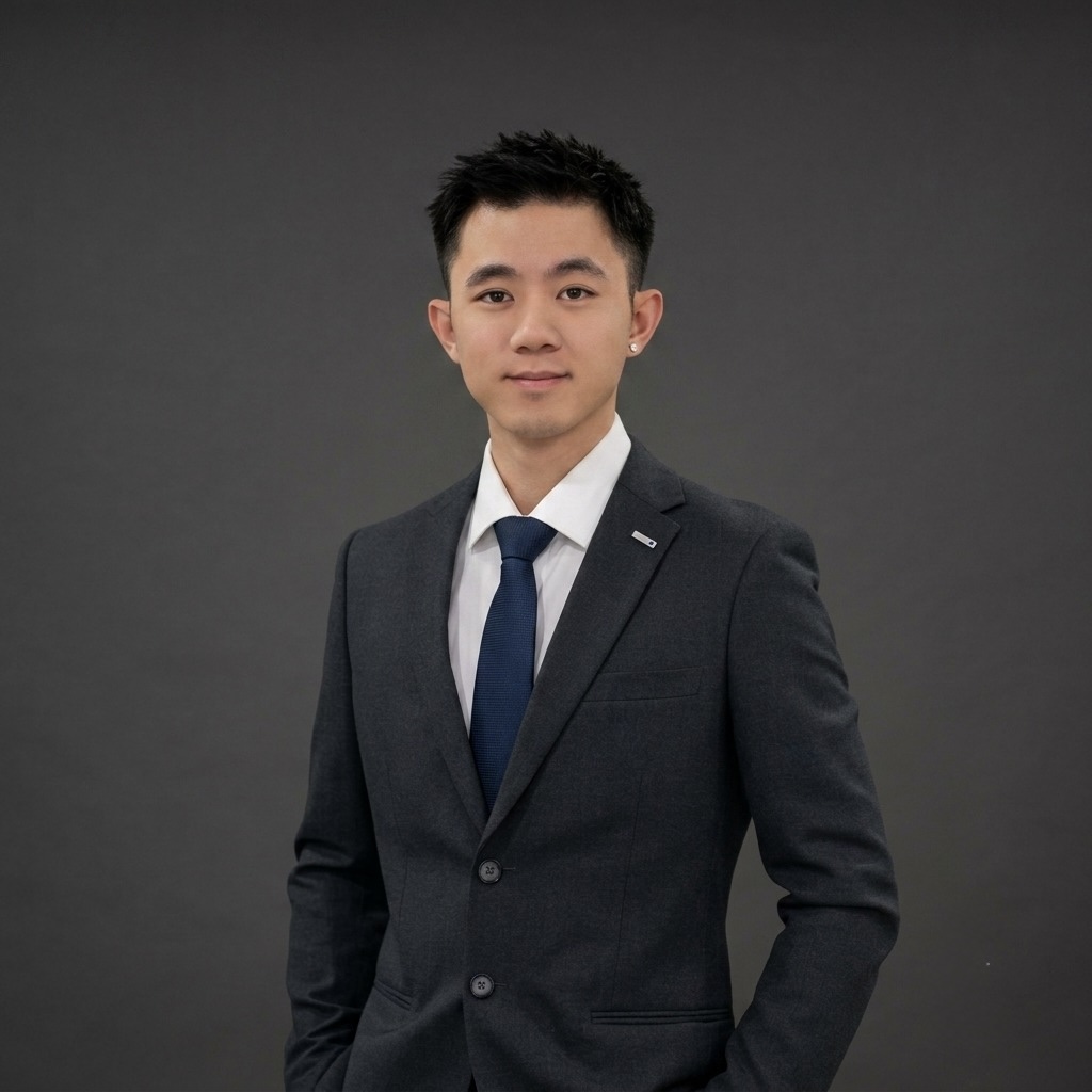 Portrait of Deen Loh